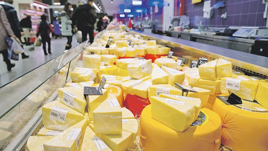 Можно есть просроченный сыр. Сыроподобный продукт. Просроченный сыр. Запрещенный сыр.