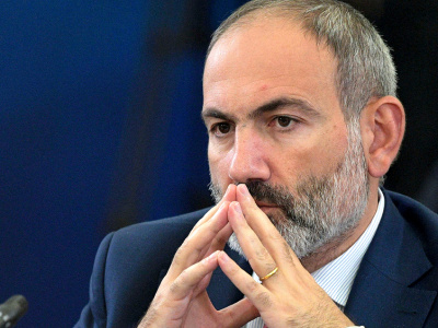 Пашинян пришел в ярость от происшествия на заседании кабмина Армении