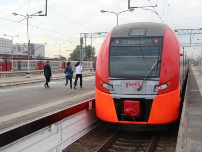 ЧП на железной дороге под Петербургом. Электрички отменены